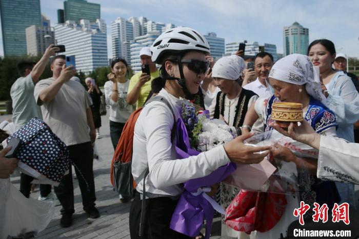 半岛·综合体育官网入口暑期文旅热力足 “燃”动夏日经济生机活力(图1)